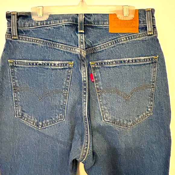 Levi’s Women’s High Slim Straight 70’s jeans - Picture 1 of 5